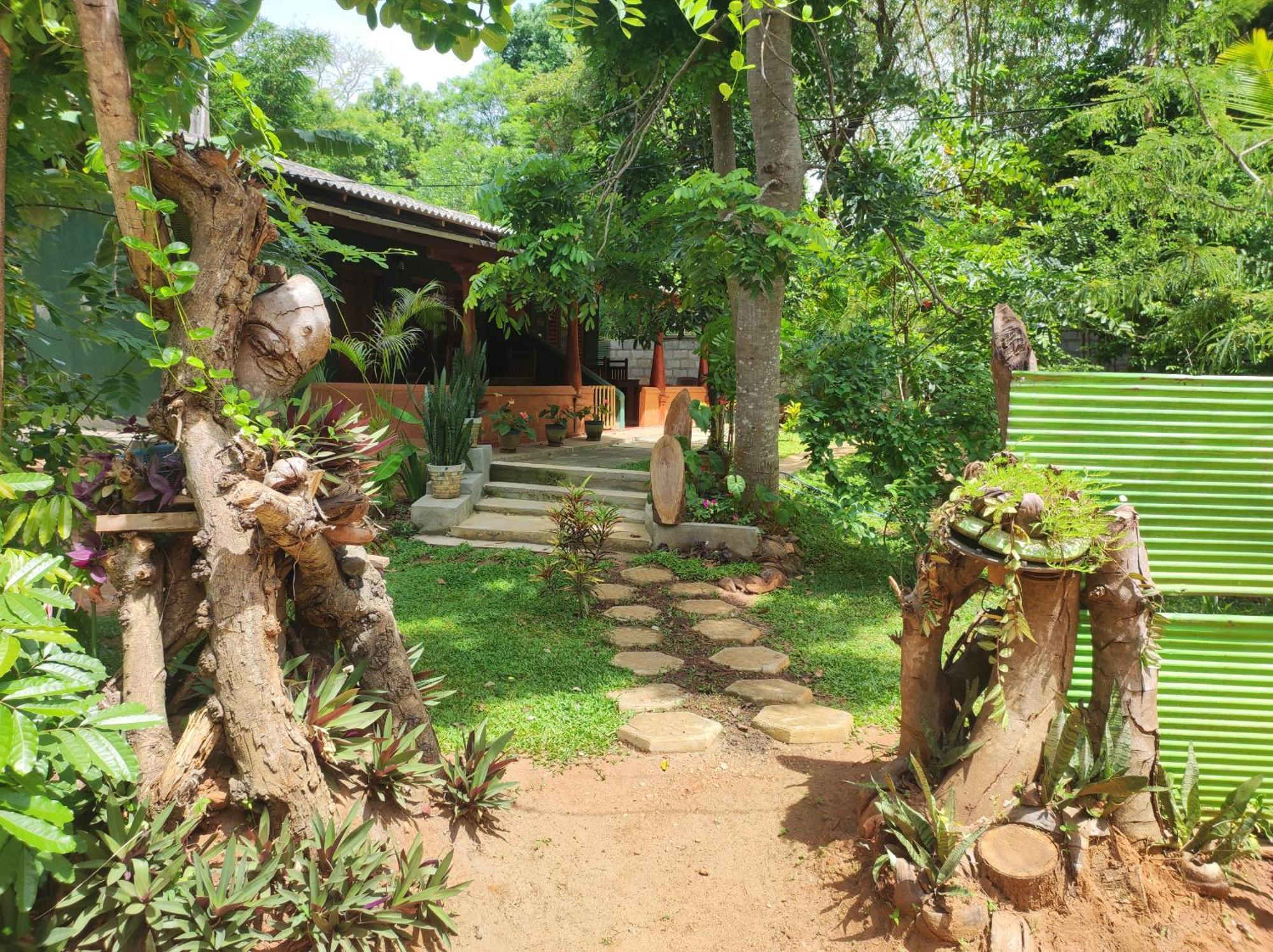 Jaana Guest Hotel Sigiriya Exterior photo